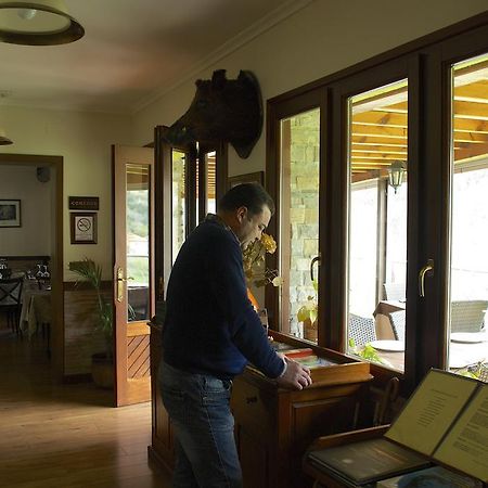 Hostal Monte Rio Hotel Trescares Bagian luar foto