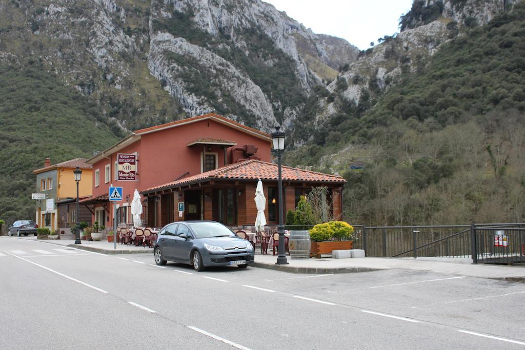 Hostal Monte Rio Hotel Trescares Bagian luar foto